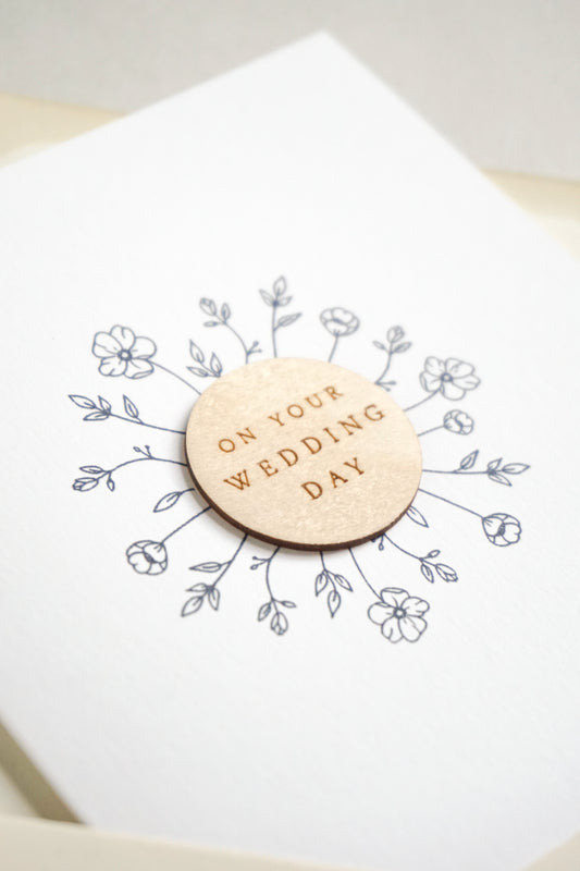 "On Your Wedding Day" Wooden Disc Greetings Card