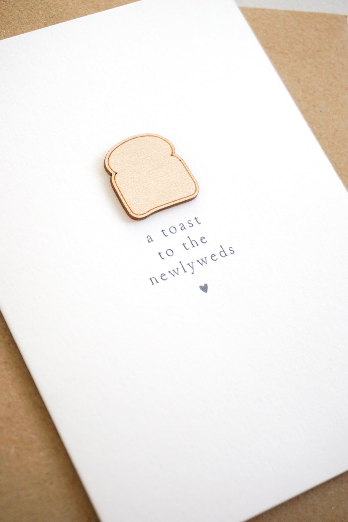 "Toast to the Newlyweds" Wooden Toast Greetings Card