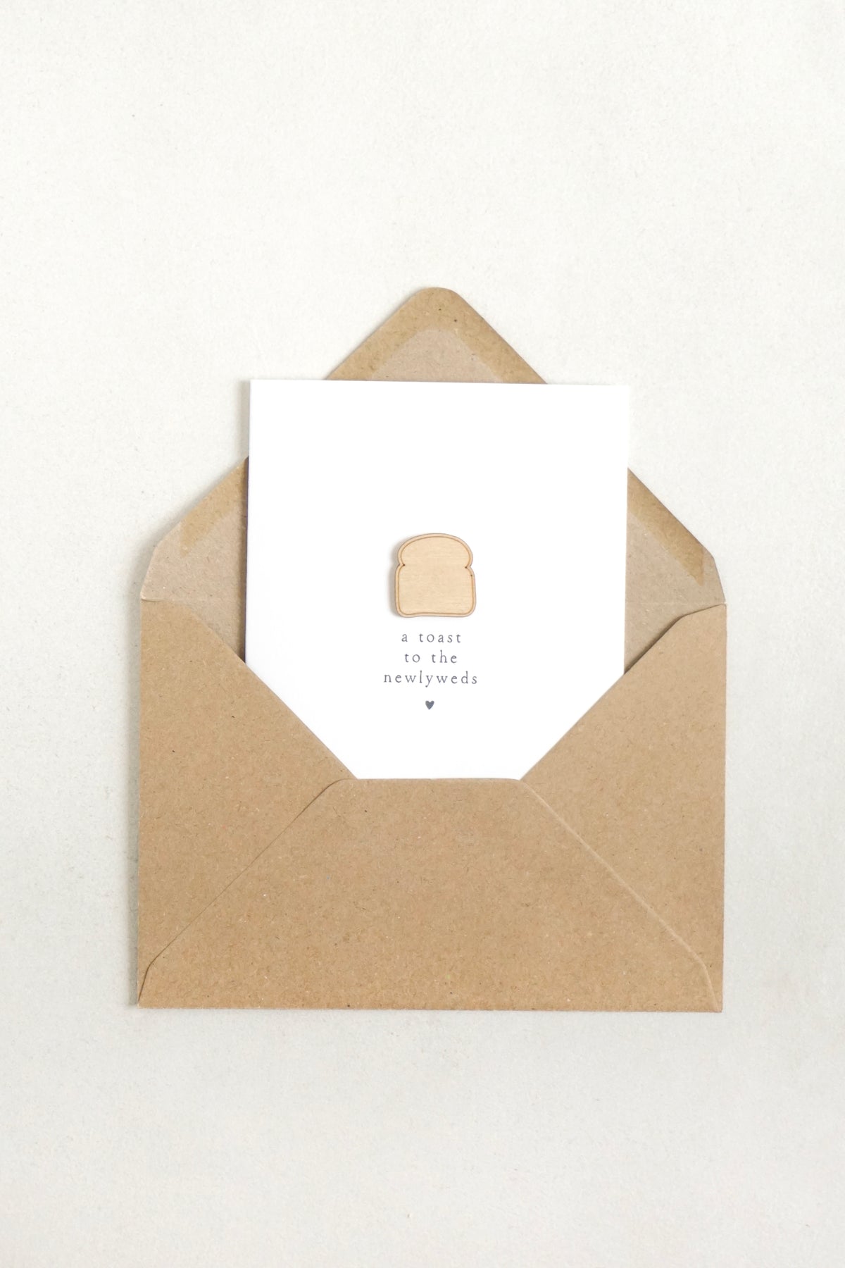 "Toast to the Newlyweds" Wooden Toast Greetings Card