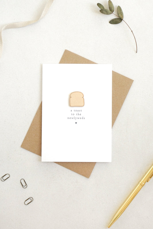 "Toast to the Newlyweds" Wooden Toast Greetings Card